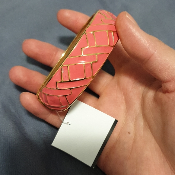 Peach/Pink Bangle - Picture 2 of 3